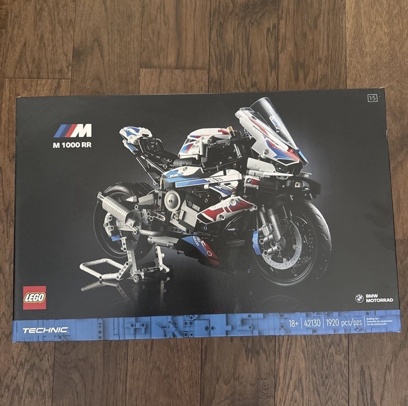 LEGO: Technic - BMW M 1000 RR (42130)