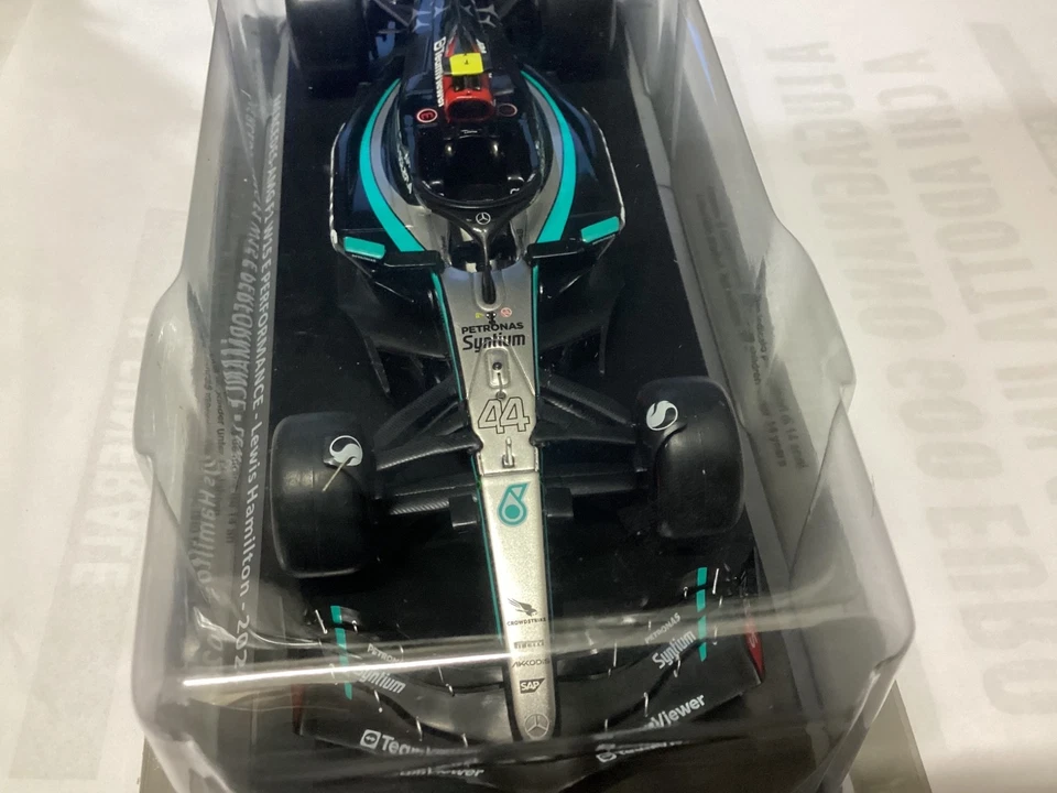 MERCEDES AMG F1 W15 E PERFORMANCE LEWIS HAMILTON 2024 1/24 Die CAST sigillato - Immagine 3 di 4