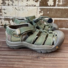 KEEN Newport Sandals Boys Girl Size 13 Forest Army Green Water Hiking Sport Shoe