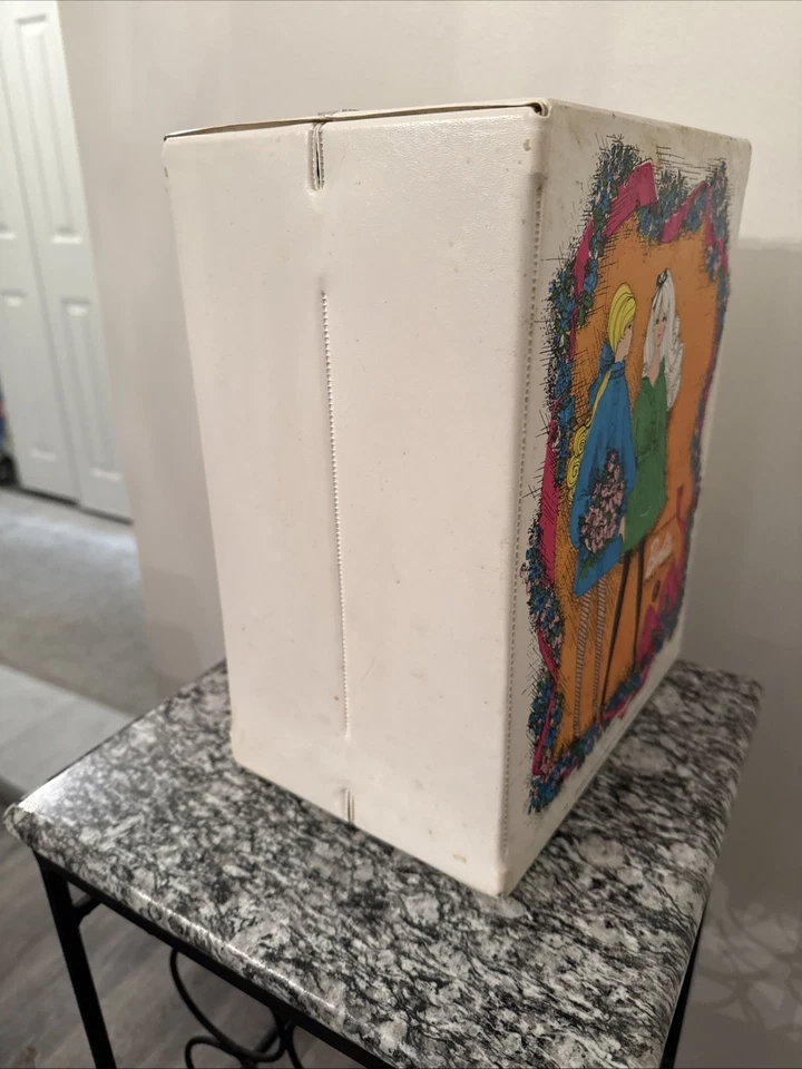 Винтажный сундук Barbie No1004 с различными аксессуарами 1960-1970-е Mattel - Изображение 4 из 4