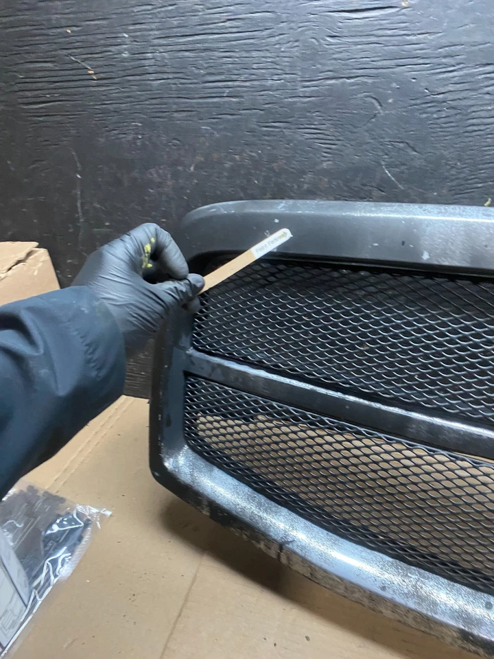 Dodge Durango 2004 a 2006 parrilla cromada superior delantera OEM V2838 DG Foto 4 de 4