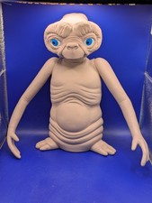 Vintage E.T. Extra Terrestrial Figure 1982 Universal City Studios. USA MADE