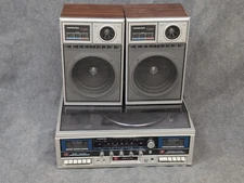 Sound Design 6924 Stereo Dual Cassette  Player Vintage Turntable W/orig Speakers