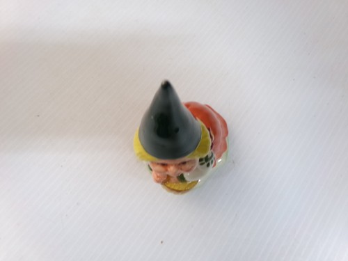 FIGURA GNOMO UNIEBOEK GORHAM 1980 VINTAGE, JAPÓN, DAMA CON CESTA - Imagen 2 de 10