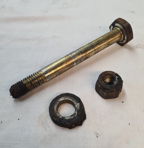 Schraube für Hinterachse oben passend für FORD TAUNUS MK1