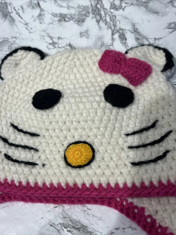 Chapéu gorro Hello Kitty feito à mão de crochê gravatas penduradas crianças médio - Imagem 2 de 4
