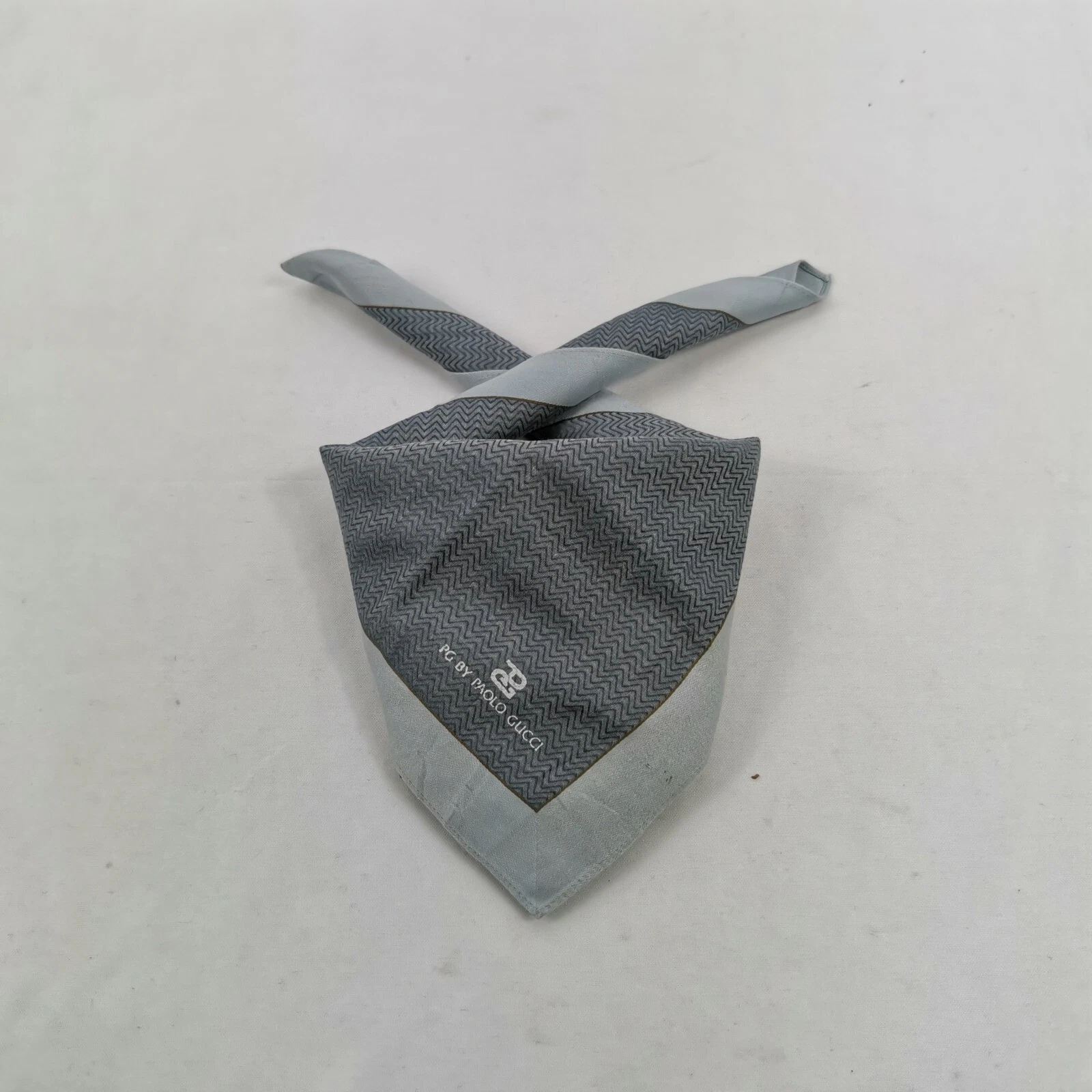 Foulard mouchoir vintage Paolo Gucci poche carré foulard bandana 17x17