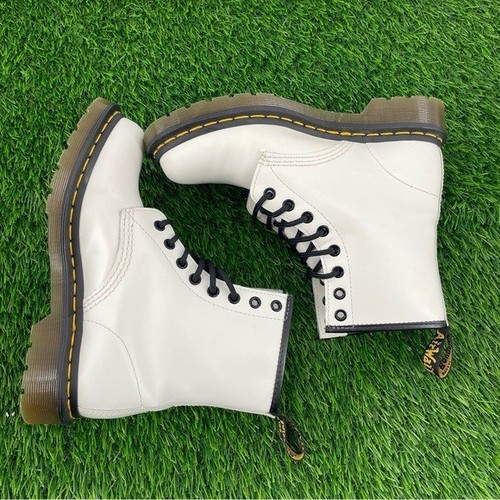 Bottes de combat à lacets en cuir lisse blanc Dr. Martens AirWair Classic 1460 - Photo 5/8