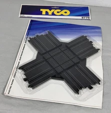 Vintage 1989 Tyco 9"x9" HO Slot Car X-Track Intersection Crossover 8779, NEW