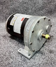 DAYTON 1LPU4 Parallel Gearmotor 115V AC, 400 in-lb, 28:1
