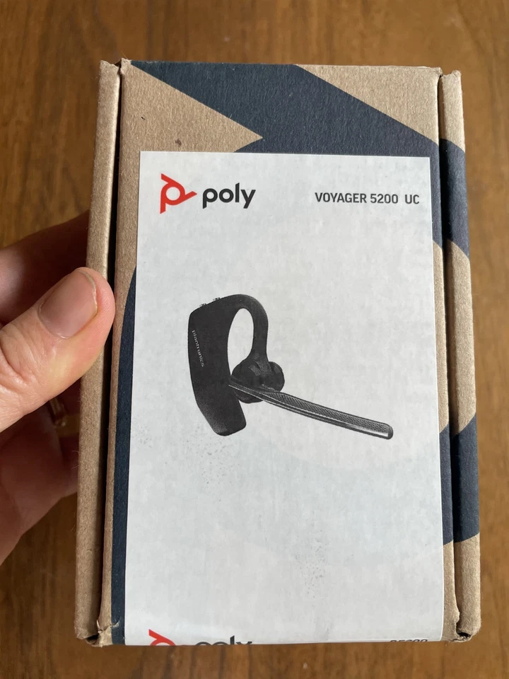 Plantronics Voyager 5200D Headset NEW – USB Dongle – Ships Same Day - Image 4 of 4