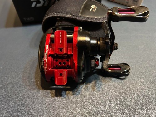 DAIWA T3 AIR 1016L-TW Reel Bait Finesse Black/Red Used From Japan - Picture 12 of 14