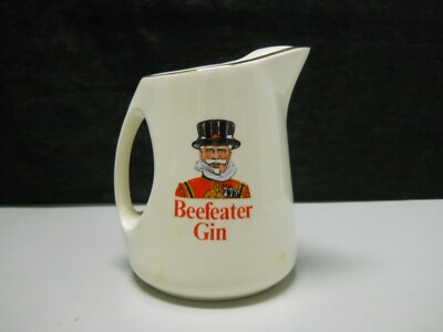 BEEFEATER GIN ceramic Pitcher 6''H pub jug barware Wade PDM England