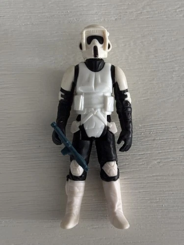 AUTHENTIC VINTAGE KENNER STAR WARS ROTJ 1983 BIKER SCOUT MADE IN HONG KONG