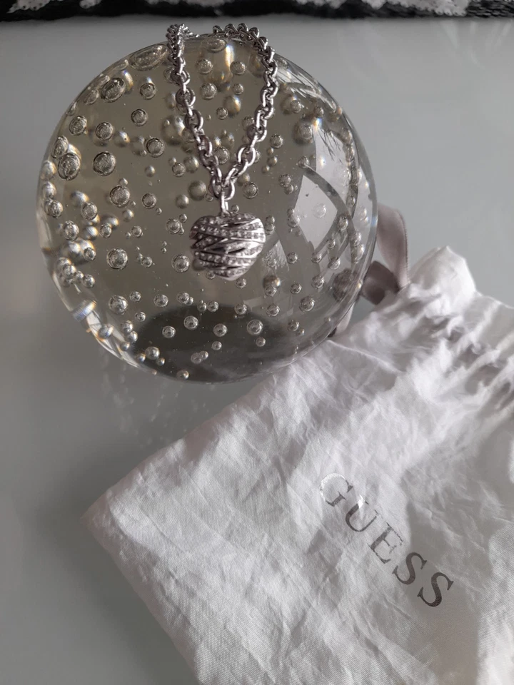 GUESS Damen Armband  Armkettchen Herz Besatz weiß silberfarben / NEU - Bild 3 von 4