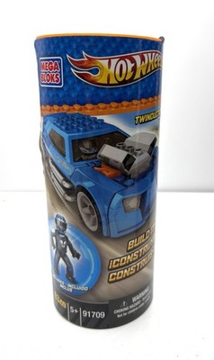Mega Bloks Hot Wheels Building Set Twinduction #91709 Car + Figure