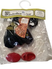 Muffy Vanderbear "A Taste O' Honey" outfit from the VdBeekeeping Collection New