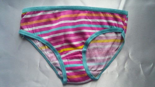 Girls 4pr Panties by Chili Peppers, Size 10/12 (Cross Posted) - Picture 3 of 5
