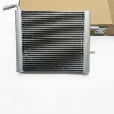 Brand New LR188925 for Land Rover Auxiliary Radiator Defender 2020-2024