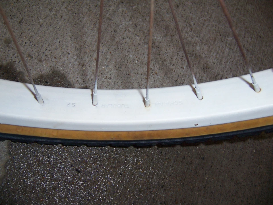 Vintage Schwinn Tubular S2 Rear Rim & 26 X 2 Tire Taken Off 1950s Hornet Bike - Image 4 of 4