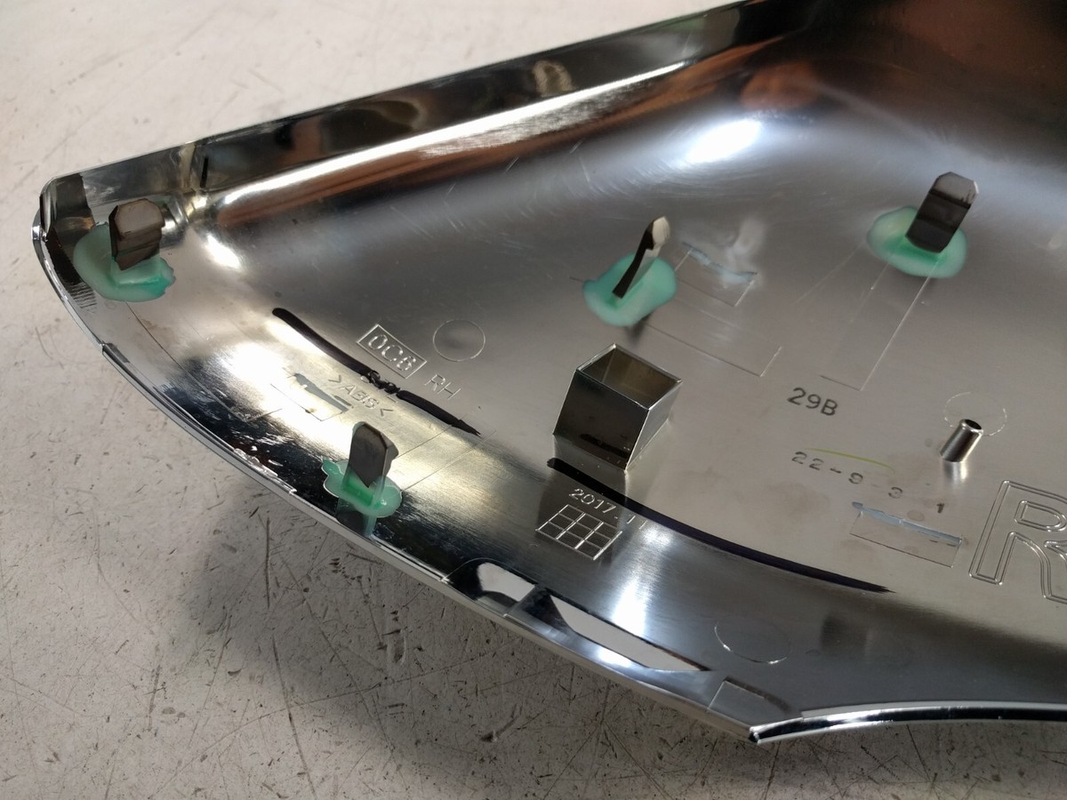 Infiniti QX56/QX80 RH Chrome Mirror Cover Cap OEM K6351 Infiniti QX56/QX80 RH Chrome Mirror Cover Cap OEM K6351