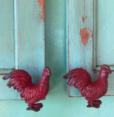 2 Farmhouse Red Cast Iron Metal Knob Pull Rooster Chicken Cabinet  Hardware Door