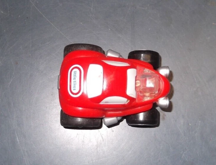 LITTLE TIKES PULL BACK RELEASE RACE CAR - Image 3 of 4