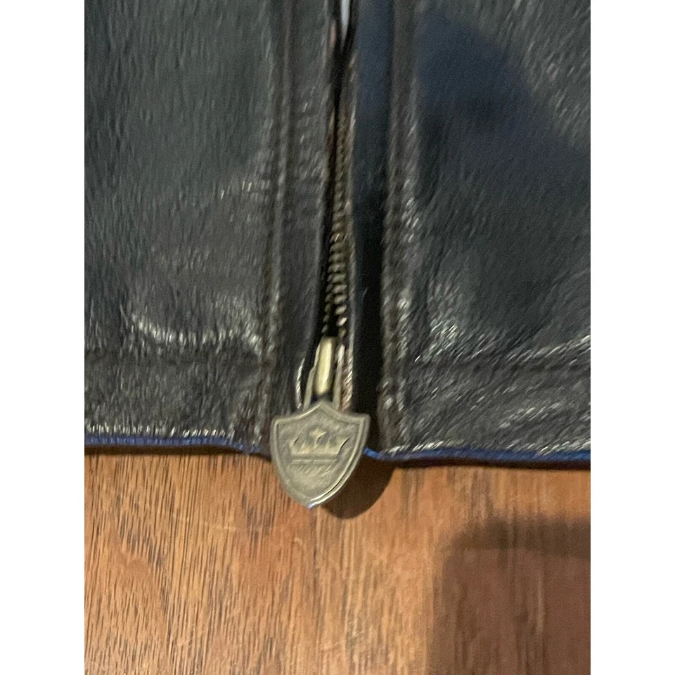 Chaqueta de cuero rara 2007 Disneyland California Foto 3 de 4