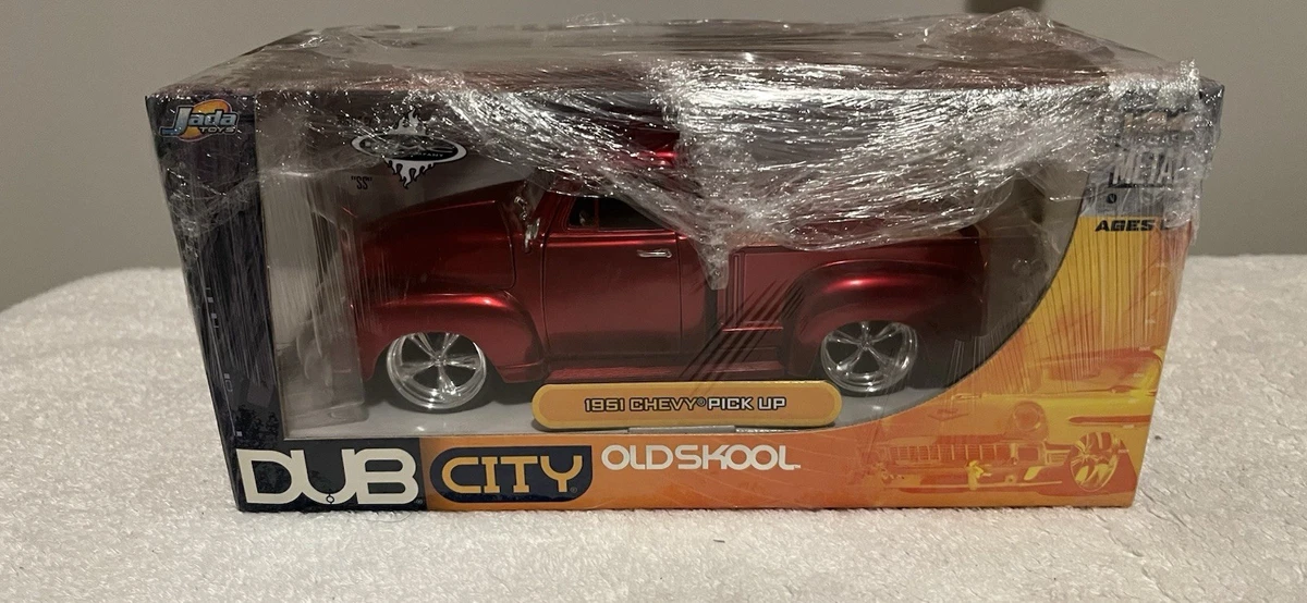 Modellino Die-Cast Jada Toys 20th Anniversary – 1939 Chevy Master Deluxe Scala 1:24 – Argento Metallizzato