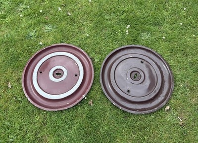LONDON TRANSPORT ROUTEMASTER BUS DUSTBIN LIDS