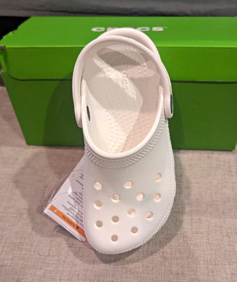 Crocs Classic Clog White Unisex Kids Slip On Clog US C11 New w/ Box