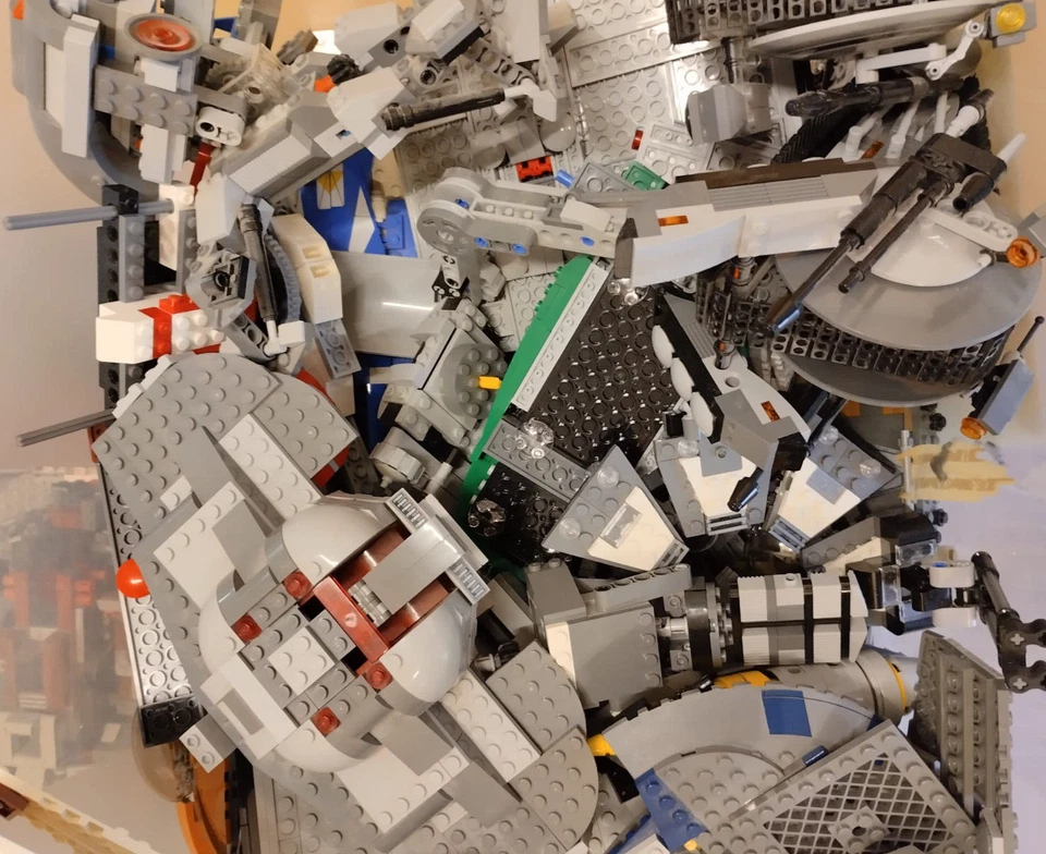 1 KG LEGO Kiloware STAR WARS Teile gebraucht Sets Ersatzteile Steine Raumschiffe - Bild 3 von 4