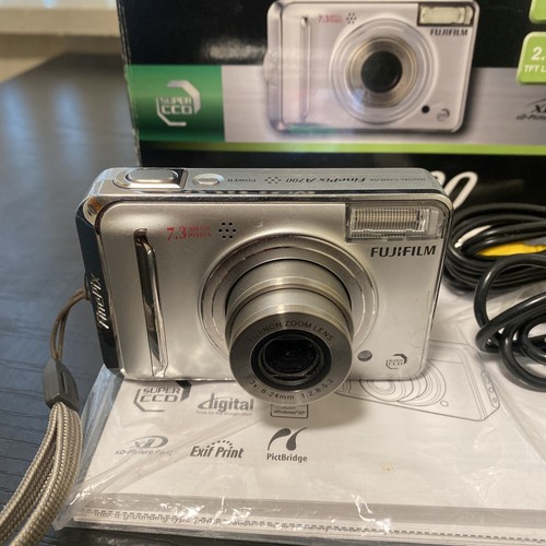 FujiFilm FinePix A700 7.3MP Digital Cam TESTED WORKING PROPERLY box Included - Picture 2 of 10