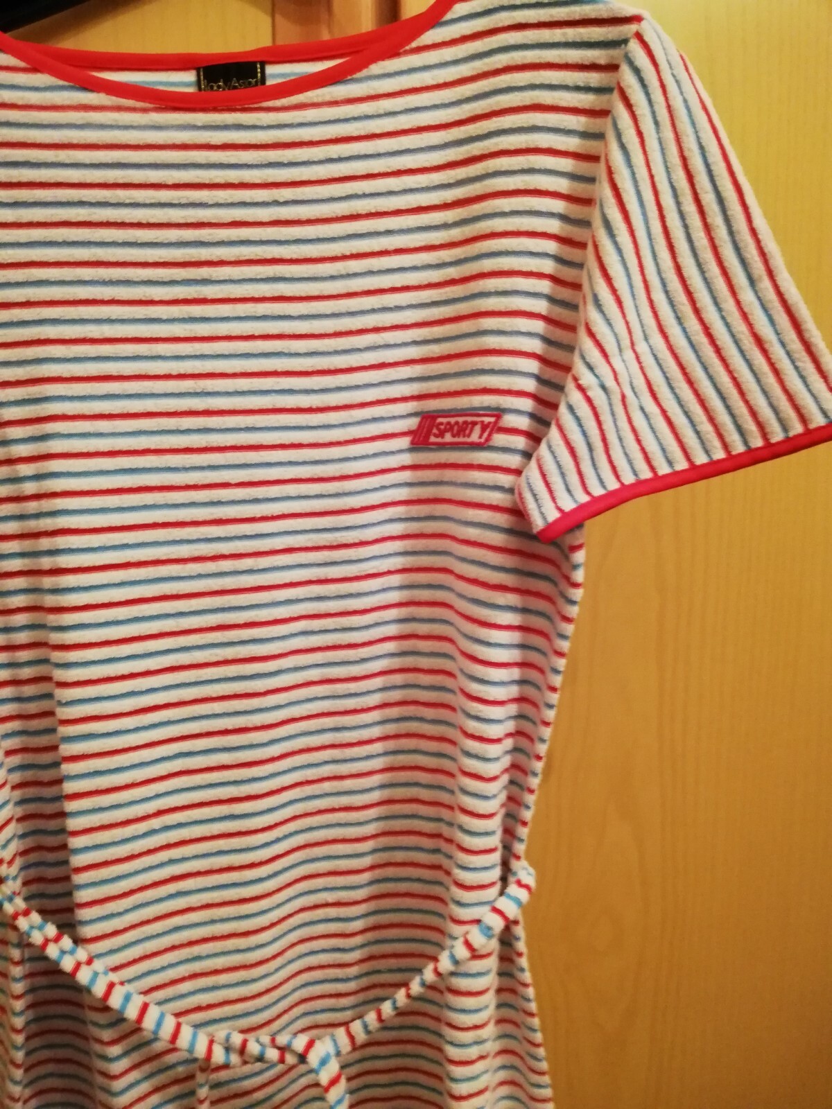 Foto 6 di 11