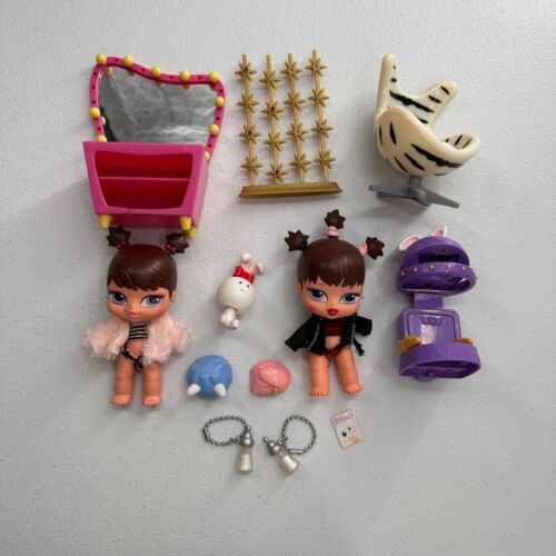 Vtg Bratz Babyz Funky Fashion Playset Twins Dolls Accessories Metal Box 2005 a - Picture 2 of 24