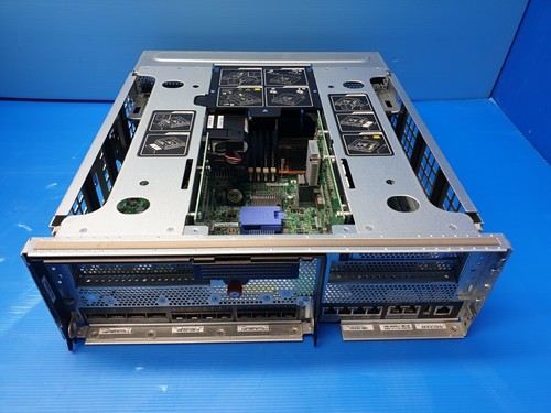 Contrôleur NetApp 111-01209 111-01209+C3 pour système de filage FAS8040 SAN - Photo 4/11