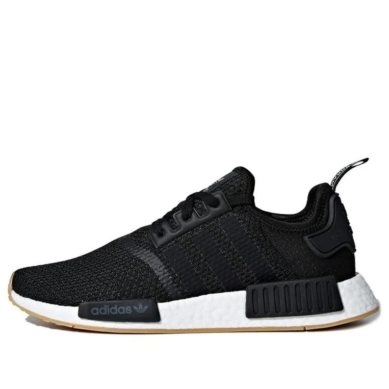 Adidas nmd hotsell r1 gum sole