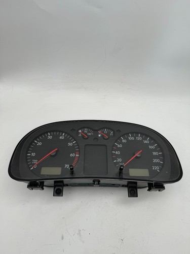 X193* Volkswagen Golf 4 Tacho Kombiinstrument 1J0919880