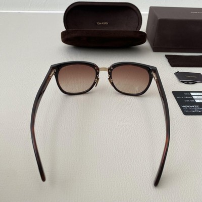 人気モデル】TOM FORD トムフォード サングラス TF290 01F