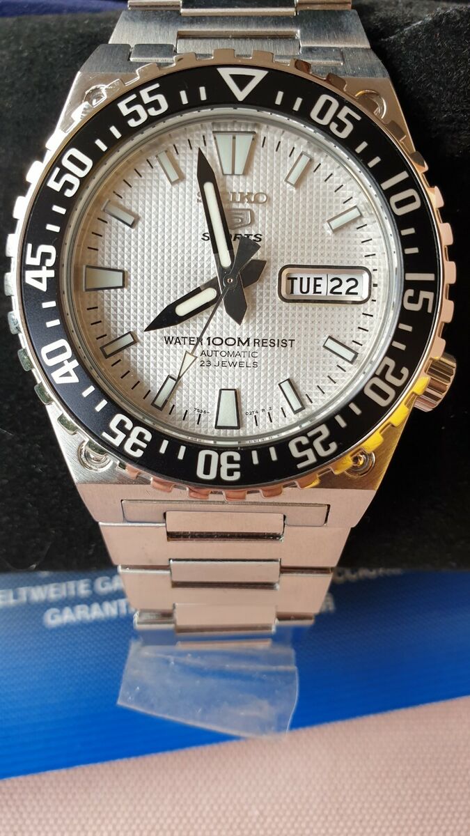 SEIKO 5 Sports SNZD65K1 White Dial Automatic Watch 7S36-02B0 SEIKO 5 Sports SNZD65K1 White Dial Automatic Watch 7S36-02B0
