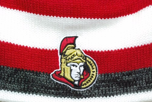 Ottawa Senators Reebok KR67Z NHL Equipo Logotipo a Rayas Hockey Tejido Sombrero/Gorro/Toque - Imagen 2 de 3