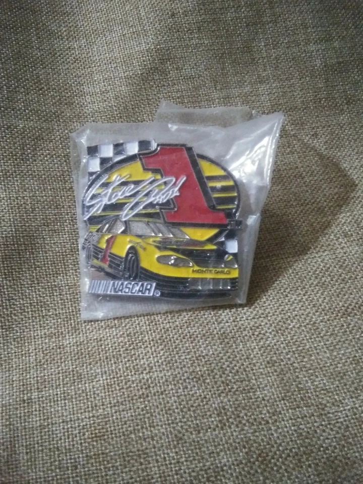 НОВЫЙ НЕРАСПАКОВАННЫЙ NASCAR ГОНКИ STEVE PARK #1 MONTE CARLO КОЛЛЕКЦИОНЕР ШЛЯПА ЛАЦКАН ЗНАЧОК/2 ФЛАГ БУЛАВКИ - Изображение 4 из 4