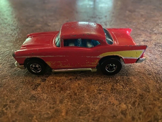 Hot Wheels Chevrolet 1957 Vehicle Year Vintage Manufacture Diecast