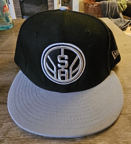 San Antonio Spurs NEW ERA Alt Logo Snap - Picture 1 of 3