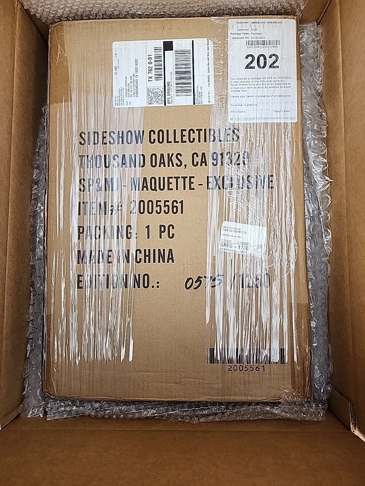 Sellado/NUEVO Spider-Man & Mary Jane LE 575/1250 Exclusivo Maqueta Sideshow ESTATUA Foto 2 de 4