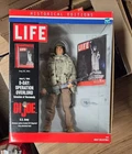 GI JOE U.S. ARMY HISTORICAL EDITION D-DAY OPERATION LIFE MAGAZINE 2001 FIGURE