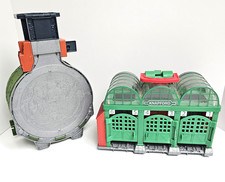 2 Thomas  Friends Knapford Station Playset Lot Track Crane Crossing Train Case