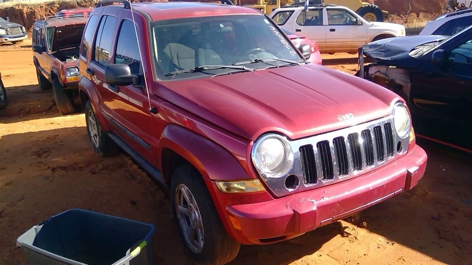 Rear Drive Shaft 3.7L 4WD Automatic Transmission Fits 03-07 Jeep Liberty OEM - Image 2 of 4