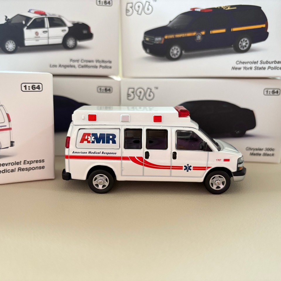 596 Model 1:64 Chevrolet Express American Medical Response Collectible ...