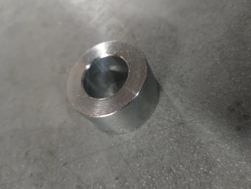 SPACER, LH